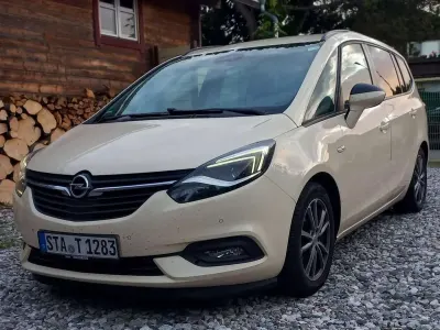 Gebraucht Opel Zafira Business Edition 170 PS (125 kW) 2018 Gelb Van / Kleinbus