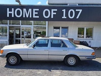Usata Mercedes 350 SE 205 CV (150 kW) 1979 Argento Berlina