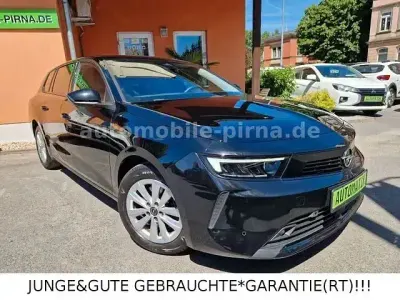 Gebraucht Opel Astra Business 131 PS (96 kW) 2024 Schwarz Kleinwagen