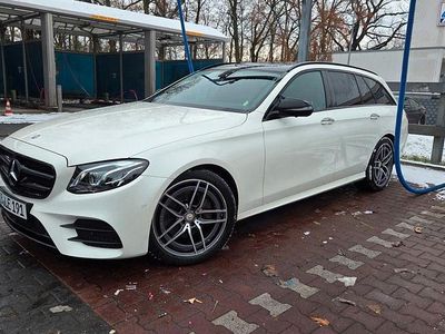 Gebraucht Mercedes E220 AMG 194 PS (142 kW) 2016 Weiß Kombi