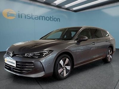 Gebraucht VW Passat 122 PS (89 kW) 2024 Grau Kombi