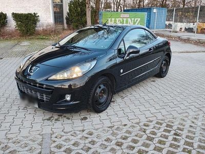 Gebraucht Peugeot 207 CC Roland Garros 120 PS (88 kW) 2014 Schwarz Cabrio