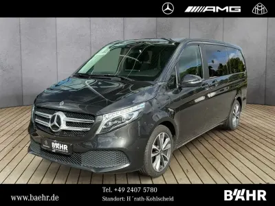 Gebraucht Mercedes V220 163 PS (119 kW) 2022 Grau Van / Kleinbus