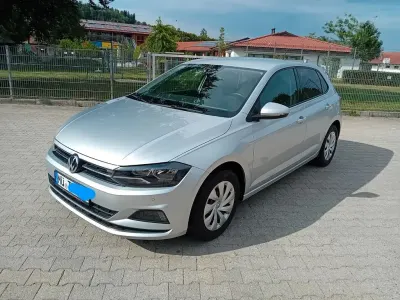 Gebraucht VW Polo Comfortline 75 PS (55 kW) 2018 Silber Kleinwagen