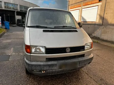Gebraucht VW T4 102 PS (75 kW) 2002 Weiß Van