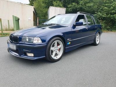Gebraucht BMW 328 193 PS (141 kW) 1997 Blau Kombi