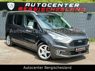 Gebraucht Ford Grand Tourneo Connect Titanium 120 PS (88 kW) 2019 Grau Van / Kleinbus
