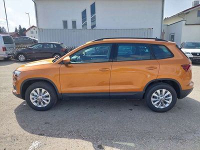 gebraucht Skoda Karoq 1.5 TSI DSG Fresh Alu Kamera AHK FSH