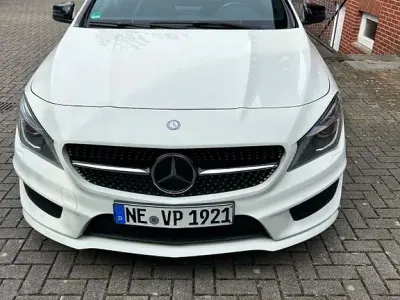 Gebraucht Mercedes CLA250 Shooting Brake 211 PS (155 kW) 2016 Weiß Kombi