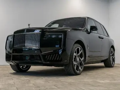 Neu Rolls Royce Cullinan 600 PS (441 kW) 2026 Schwarz SUV