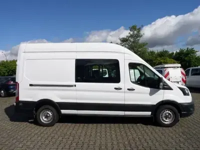 Gebraucht Ford Transit 131 PS (96 kW) 2021 Andere Kombi
