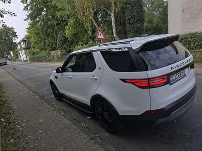Land Rover Discovery 5