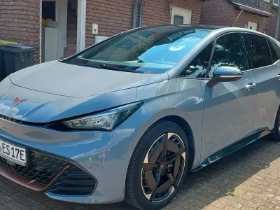 Gebraucht Cupra Born e-Boost 169 kW (231 PS) 2022 Grau Kleinwagen