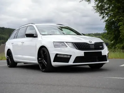 Gebraucht Skoda Octavia RS 184 PS (135 kW) 2020 Weiß Kombi