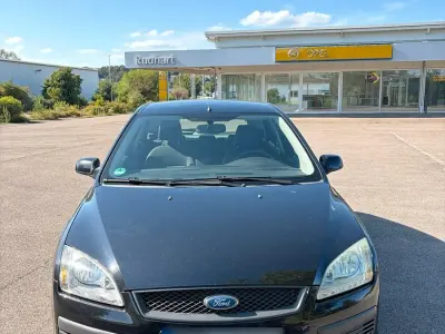 Gebraucht Ford Focus 101 PS (74 kW) 2006 Schwarz Kleinwagen