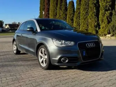 Gebraucht Audi A1 Ambition 86 PS (63 kW) 2011 Grau Kleinwagen