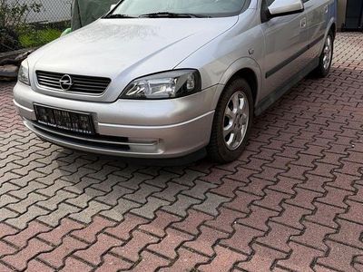 Usata Opel Astra 101 CV (74 kW) 2003 Argento Berlina