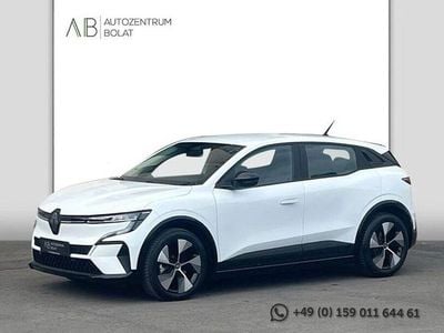 Second-hand Renault Megane E-Tech Equilibre 177 CP (130 kW) 2018 Alb Berlinǎ