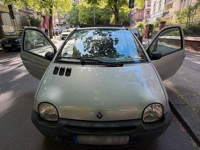 Usata Renault Twingo 58 CV (42 kW) 2004 Argento Utilitaria