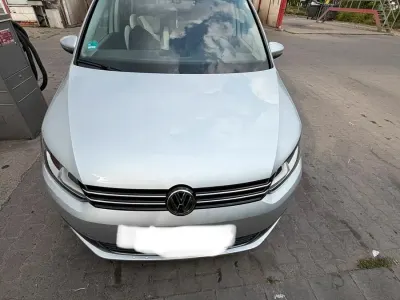 Gebraucht VW Touran 140 PS (102 kW) 2014 Silber Van / Kleinbus