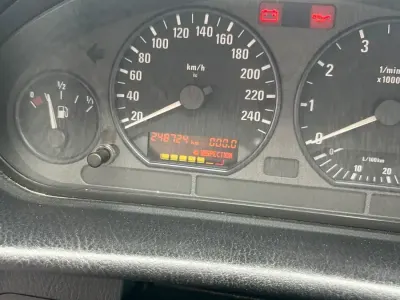 Gebraucht BMW 318 140 PS (102 kW) 1999 Blau Cabrio