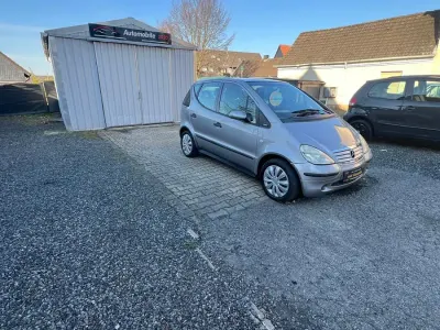 Gebraucht Mercedes A160 102 PS (75 kW) 1999 Silber Kleinwagen