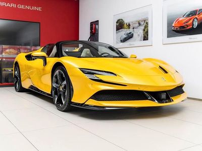 Gebraucht Ferrari SF90 780 PS (573 kW) 2024 Gelb
