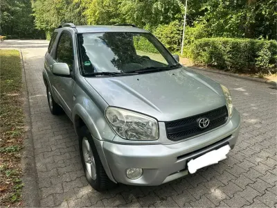 Gebraucht Toyota RAV4 150 PS (110 kW) 2005 Silber SUV