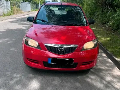 Gebraucht Mazda 2 75 PS (55 kW) 2004 Rot Kleinwagen