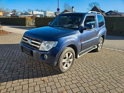 Gebraucht Mitsubishi Pajero Invite 170 PS (125 kW) 2007 Blau SUV