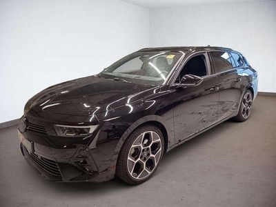 Diamantschwarz Gebraucht 2024 Opel Astra Ultimate Kombi | 26.900 € (Fairer Preis)