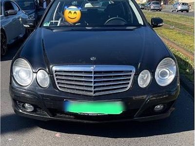Mercedes E220