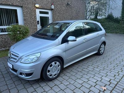 Second-hand Mercedes B170 116 CP (85 kW) 2008 Argintiu Monovolum