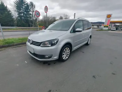 Gebraucht VW Touran Highline 140 PS (102 kW) 2012 Silber Van / Kleinbus