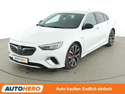 Gebraucht Opel Insignia Sport 209 PS (153 kW) 2019 Weiß Limousine