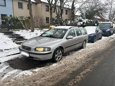 Gebraucht Volvo V70 180 PS (132 kW) 2002 Silber Kombi