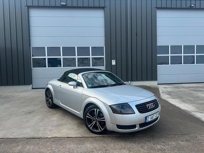 Gebraucht Audi TT Roadster 150 PS (110 kW) 2002 Silber Cabrio