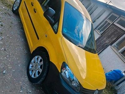 Gebraucht VW Caddy 85 PS (62 kW) 2012 Gelb Van / Kleinbus