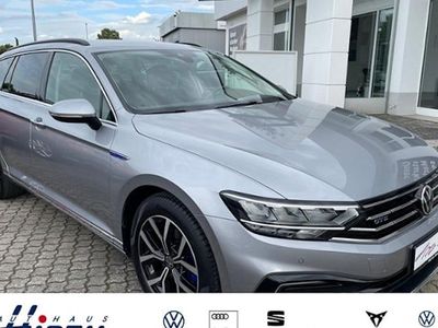 Używany VW Passat GTE 218 KM (160 kW) 2021 Srebrny Kombi