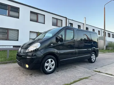 Gebraucht Renault Trafic 114 PS (83 kW) 2013 Schwarz Van / Kleinbus
