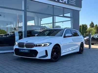 Gebraucht BMW 320 Comfort Edition 184 PS (135 kW) 2024 Andere Limousine
