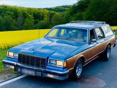 Brugt Buick Le Sabre 141 HK (103 kW) 1988 Blå Sedan