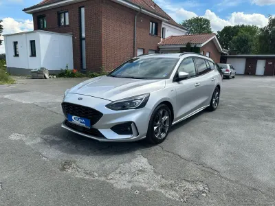 Gebraucht Ford Focus ST-Line 150 PS (110 kW) 2020 Silber Kombi