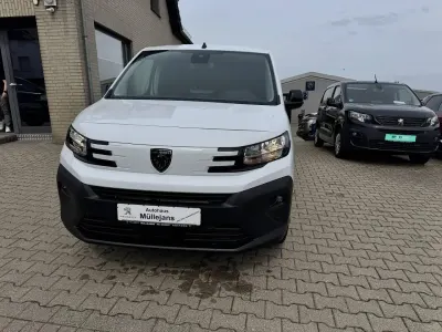 Neu Peugeot E-Partner 61 kW (84 PS) 2025 Weiß Van / Kleinbus