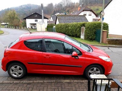 Gebraucht Peugeot 207 95 PS (69 kW) 2008 Rot Kleinwagen