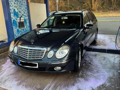 Mercedes E200
