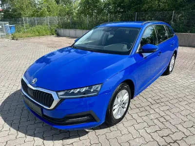 Gebraucht Skoda Octavia Ambition 150 PS (110 kW) 2021 Blau Kombi