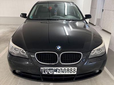 Gebraucht BMW 525 Sport Line 192 PS (141 kW) 2005 Schwarz Limousine