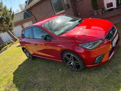 Używany Seat Ibiza FR 90 KM (66 kW) 2019 Czerwony Hatchback