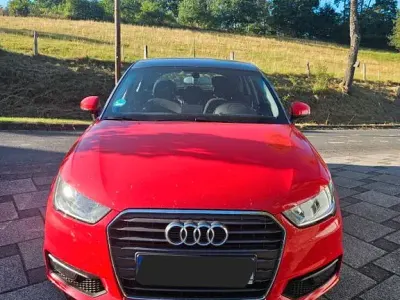Gebraucht Audi A1 Sportback 95 PS (69 kW) 2015 Rot Kleinwagen